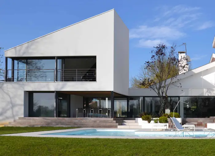Maison 360 — Habitations